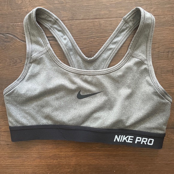 Nike Grey XS sports Bra - Picture 1 of 3
